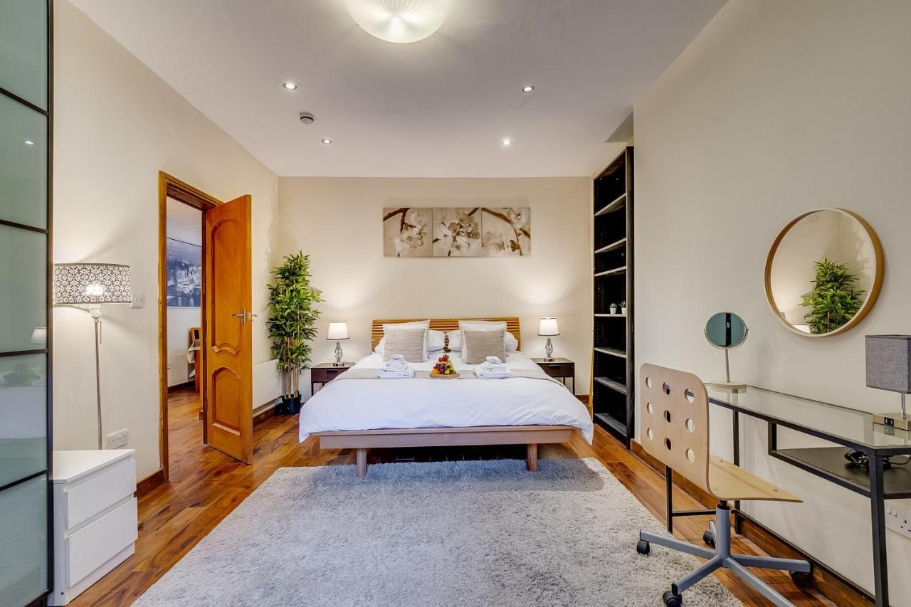 Entire Family Home - 2Bd2Bth Central Earl'S Court London Bagian luar foto