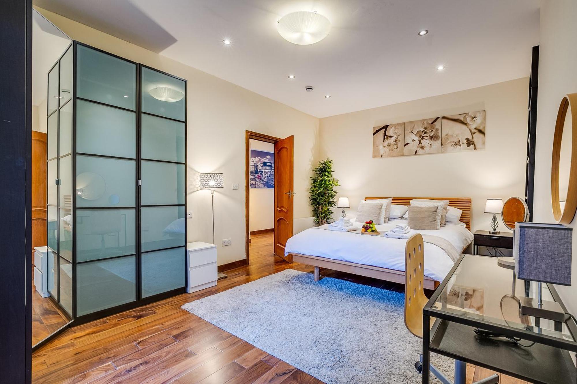 Entire Family Home - 2Bd2Bth Central Earl'S Court London Bagian luar foto