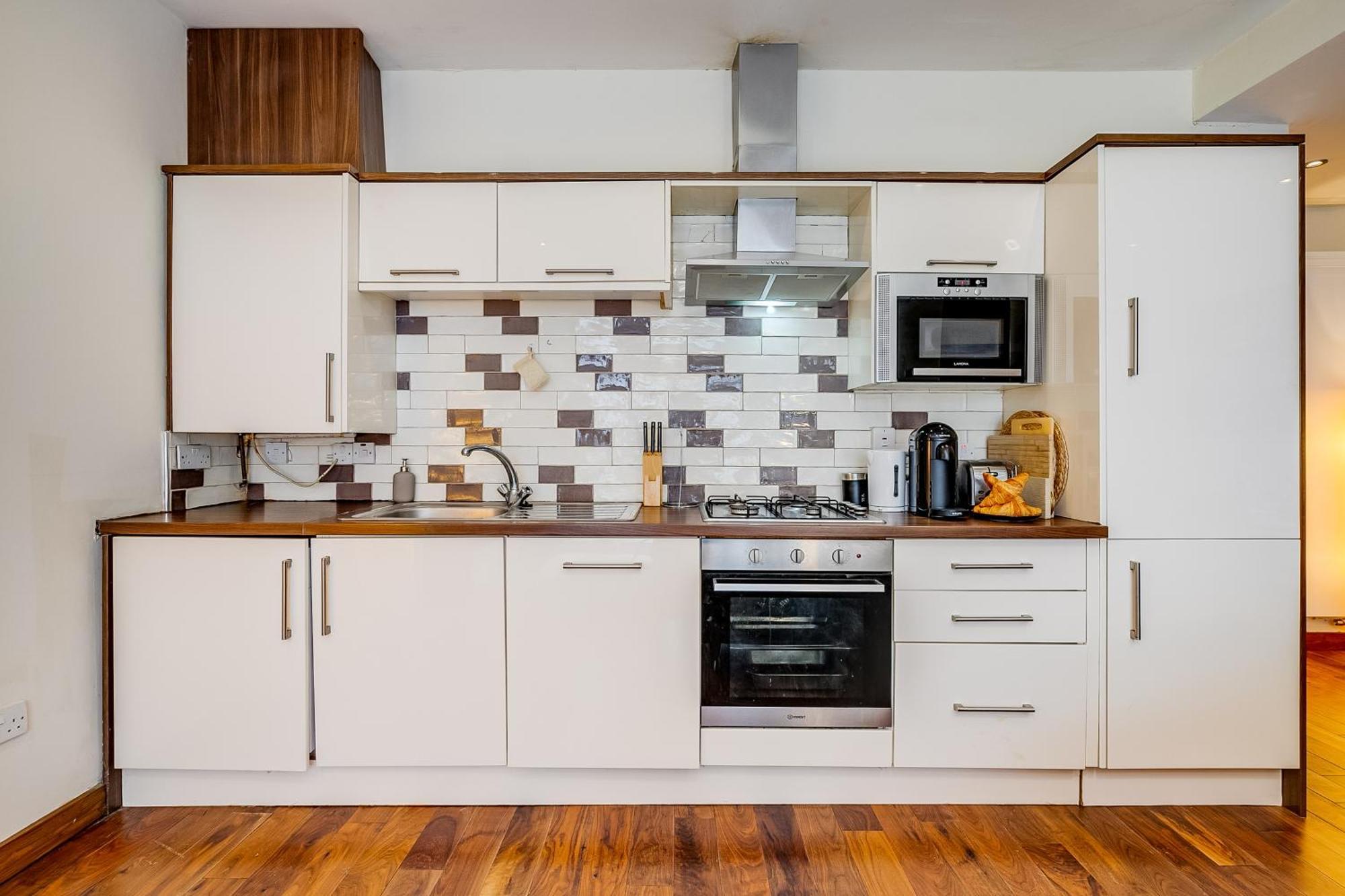 Entire Family Home - 2Bd2Bth Central Earl'S Court London Bagian luar foto