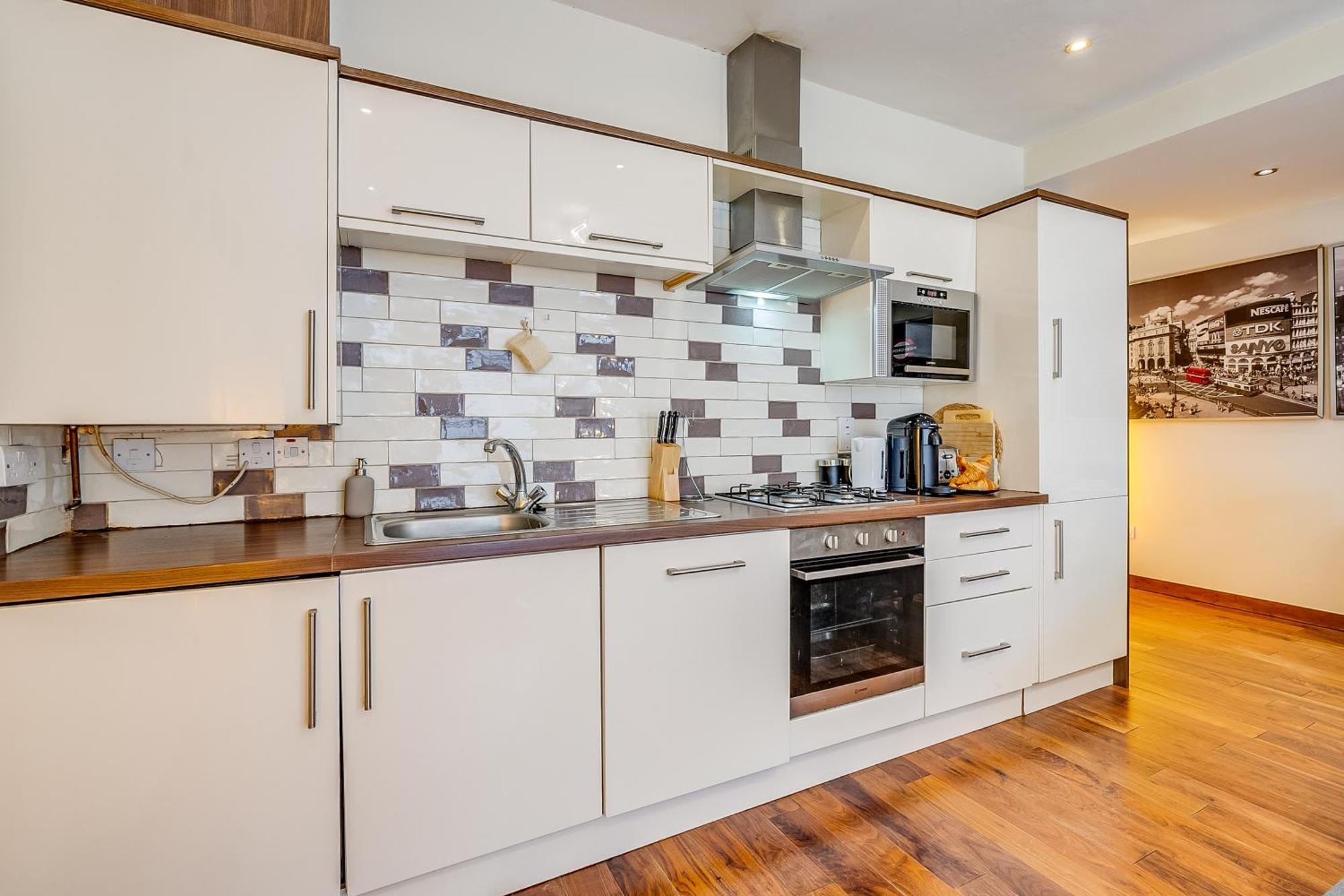 Entire Family Home - 2Bd2Bth Central Earl'S Court London Bagian luar foto