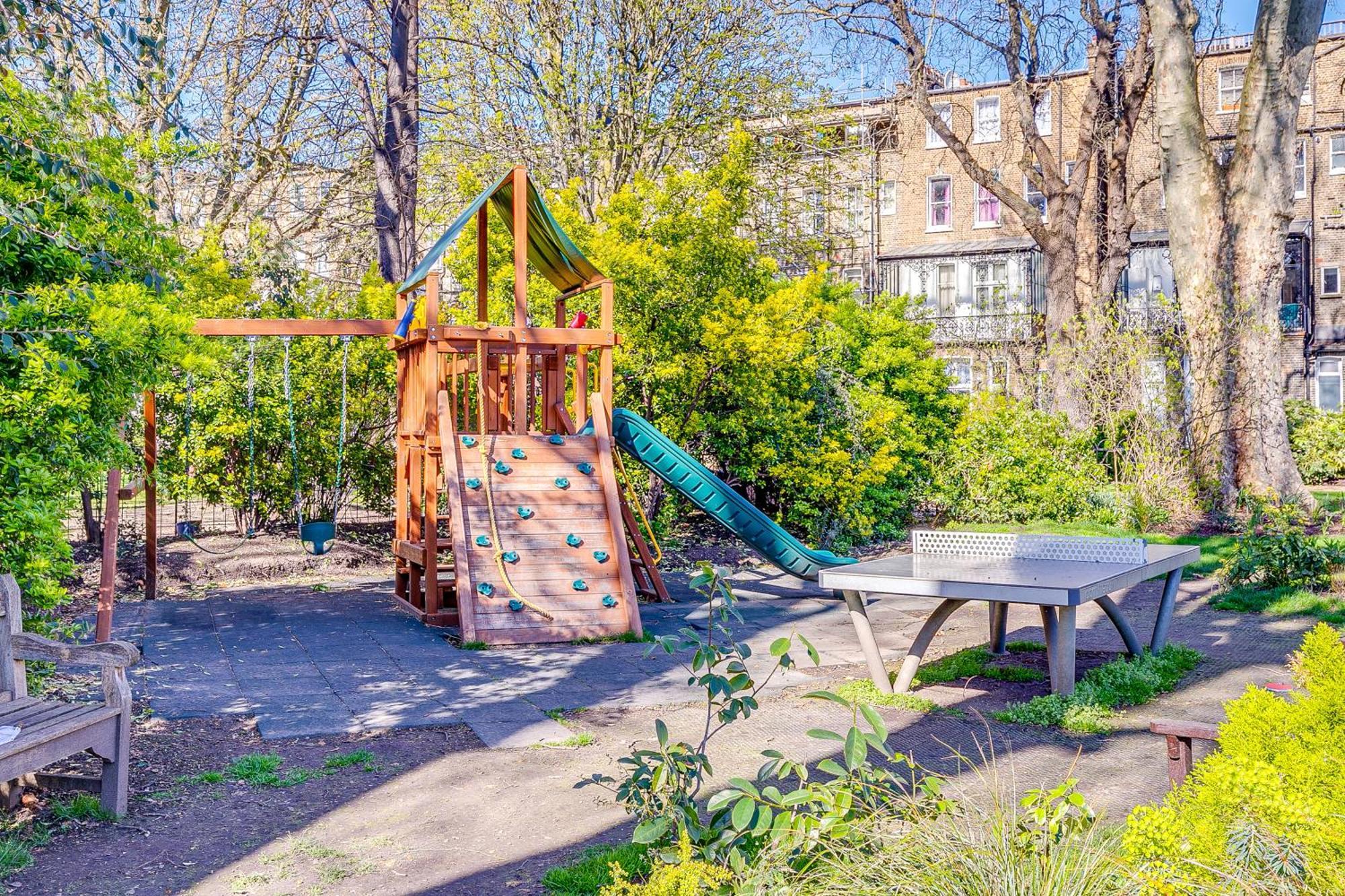 Entire Family Home - 2Bd2Bth Central Earl'S Court London Bagian luar foto